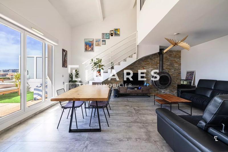 Appartement - 82 m² - 4 pièces