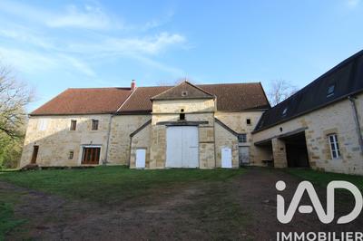 Ferme - 452 m² - 16 pièces