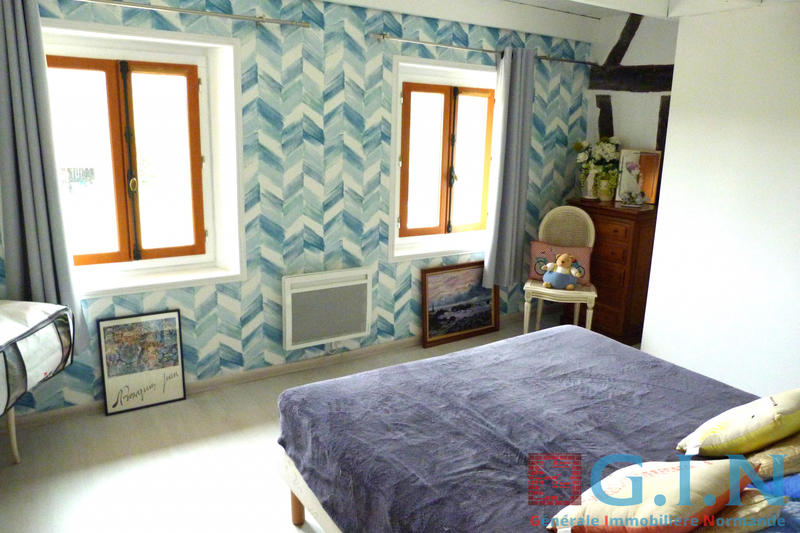 Maison - 205 m² - 10 pièces