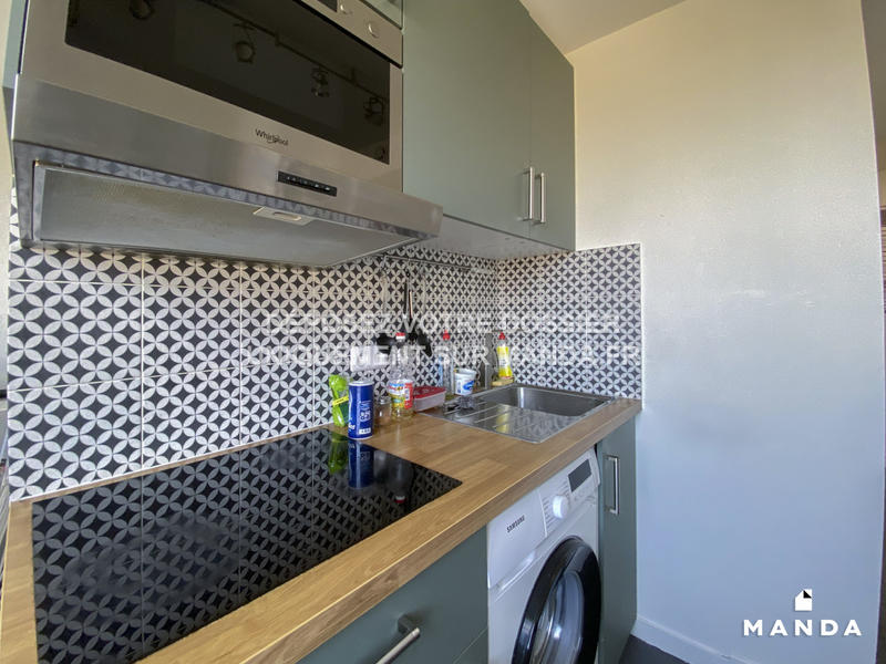 Chambre - 11 m² - 5 pièces