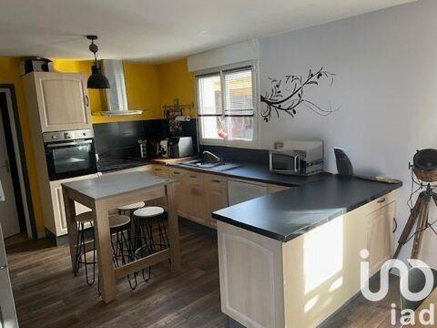 Maison - 99 m² - 6 pièces