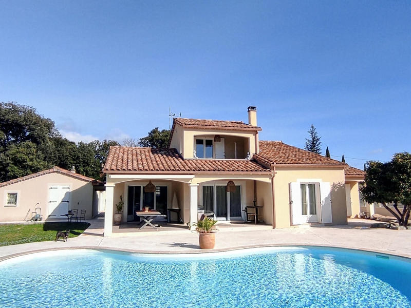 Maison - 183 m² - 6 pièces