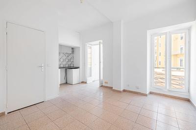 Appartement - 155 m² - 8 pièces
