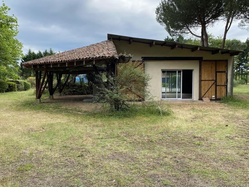 Maison en pierre - 260 m² - 8 pièces