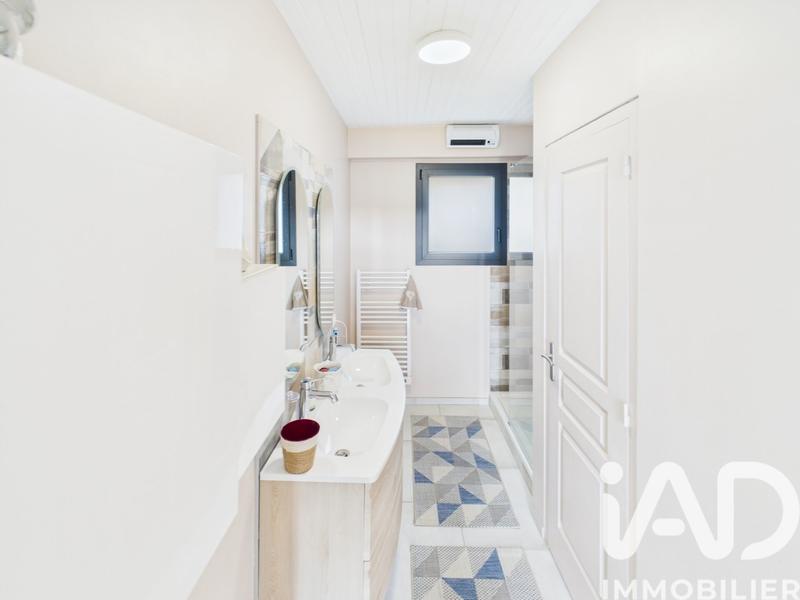 Maison - 347 m² - 5 pièces