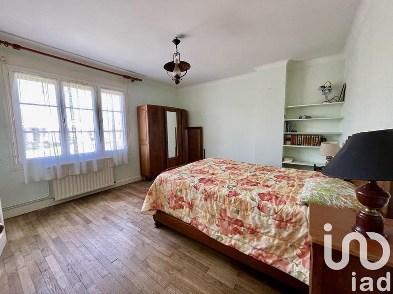 Maison - 180 m² - 8 pièces