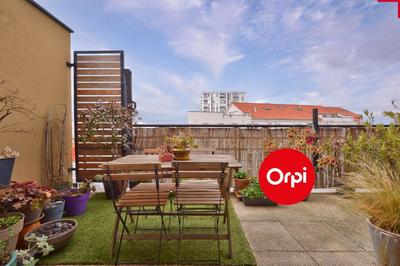 Appartement - 81 m² - 4 pièces