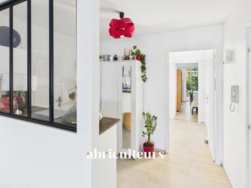 Appartement ancien - 72 m² - 3 pièces