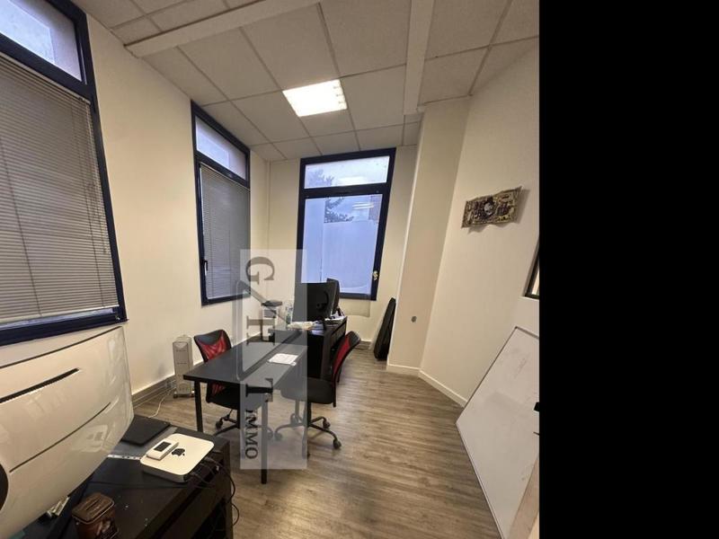 Bureau - 80 m²