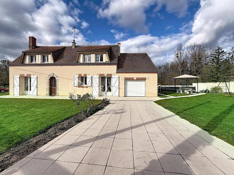 Propriété - 127 m² - 7 pièces