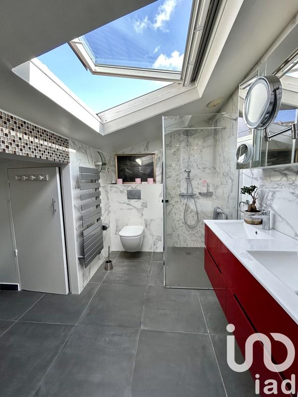 Maison - 113 m² - 6 pièces