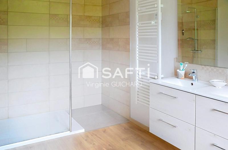 Maison - 195 m² - 7 pièces