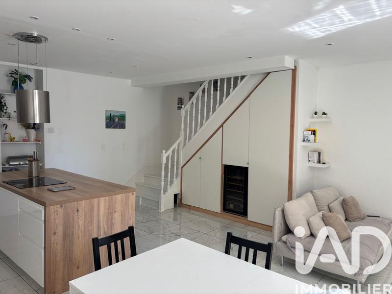 Maison - 84 m² - 4 pièces