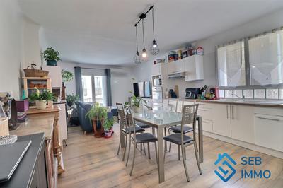 Maison - 129 m² - 5 pièces