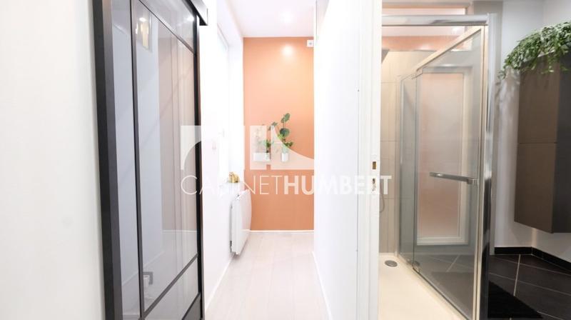 Appartement - 172 m² - 6 pièces