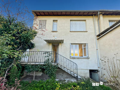 Maison - 82 m² - 4 pièces