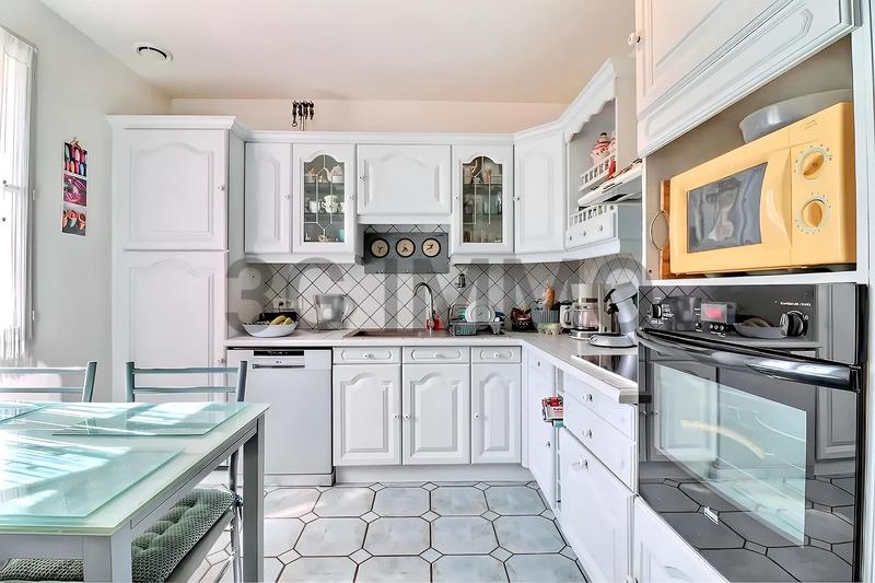 Maison - 144 m² - 7 pièces