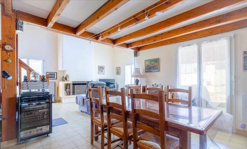 Maison - 139 m² - 6 pièces