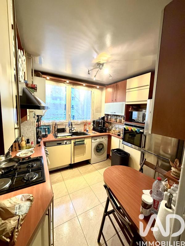 Appartement - 90 m² - 5 pièces