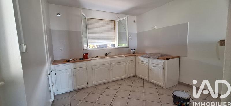 Maison - 180 m² - 8 pièces