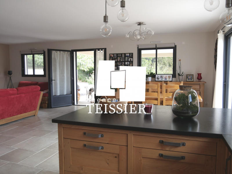 Maison - 115 m² - 4 pièces