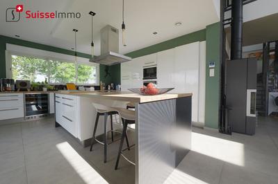 Maison - 162 m² - 6 pièces