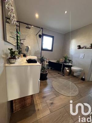 Maison - 100 m² - 3 pièces