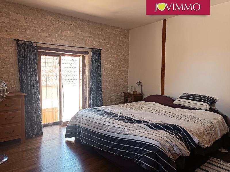 Maison - 230 m² - 10 pièces