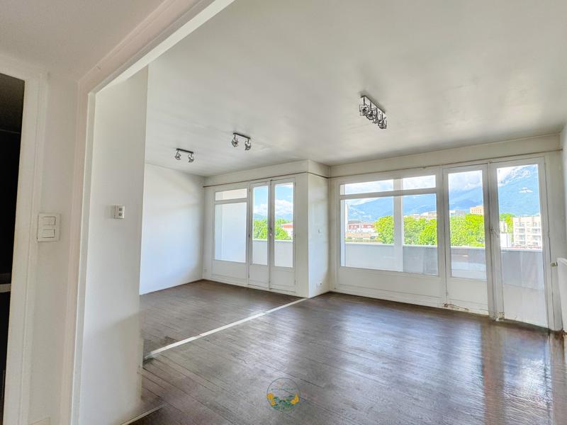 Appartement - 76 m² - 3 pièces