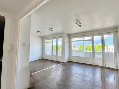 Appartement - 76 m² - 3 pièces