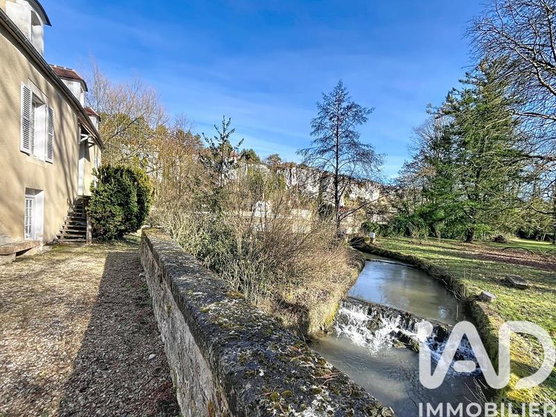 Maison - 194 m² - 9 pièces