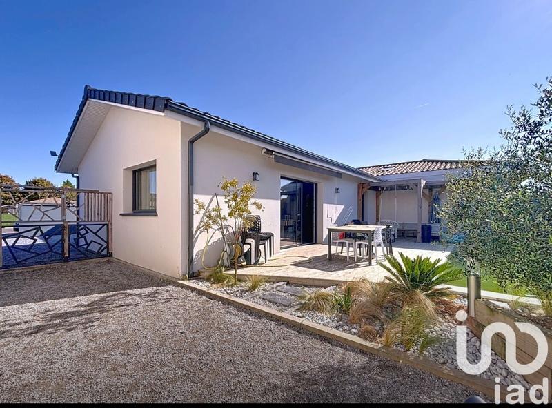 Maison - 88 m² - 4 pièces