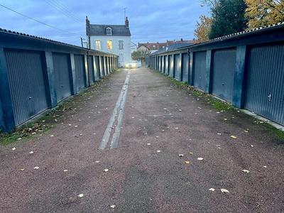 Parking / Garage - 531 m²