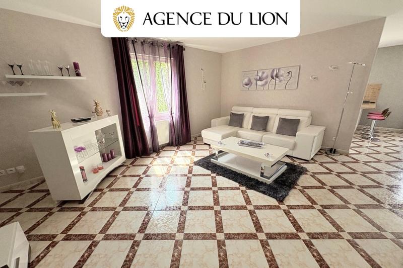 Maison - 111 m² - 5 pièces