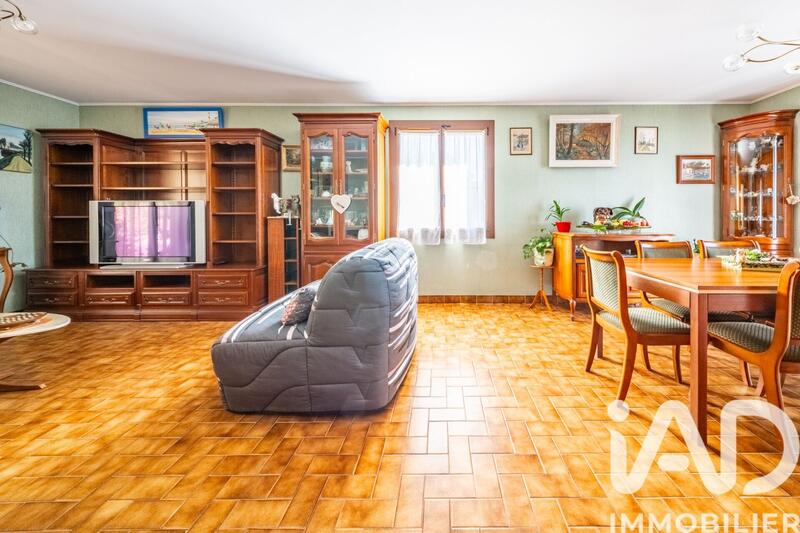 Maison - 140 m² - 7 pièces