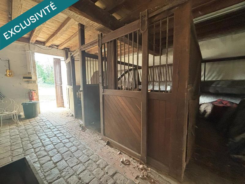 Propriété - 424 m² - 15 pièces