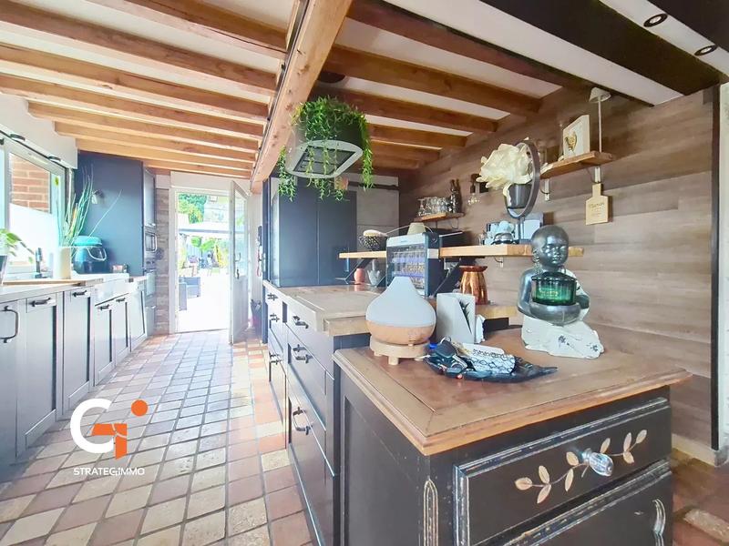 Maison - 140 m² - 7 pièces