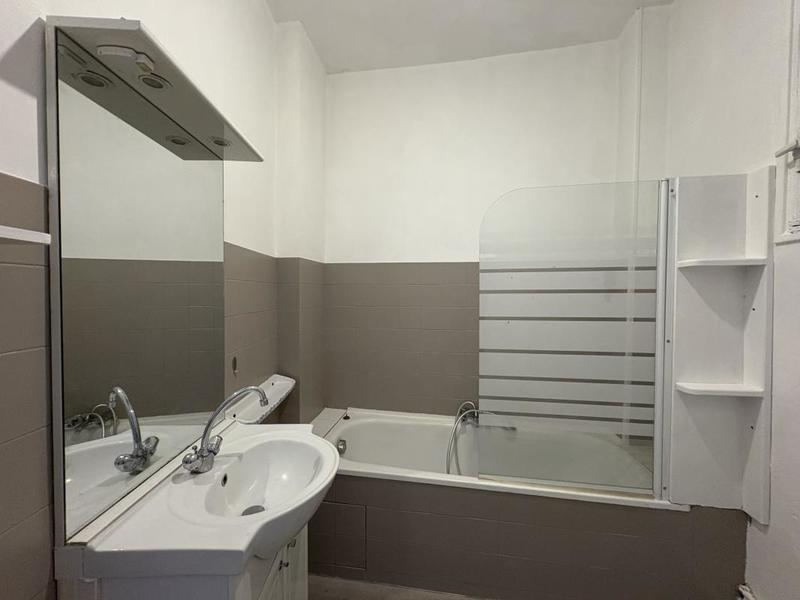 Appartement - 72 m² - 2 pièces