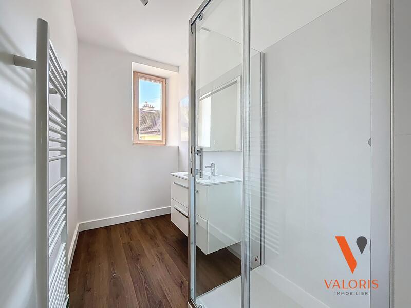 Appartement - 79 m² - 3 pièces