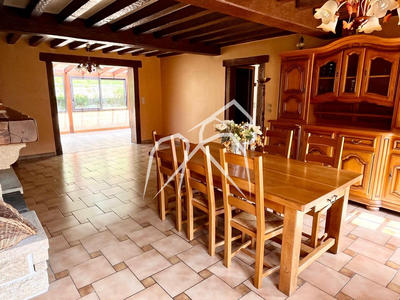 Maison - 167 m² - 6 pièces