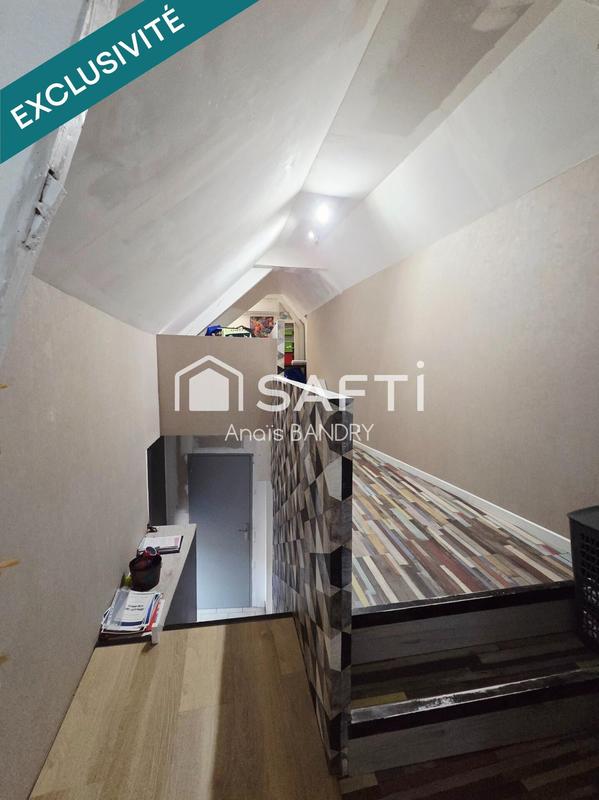 Maison - 144 m² - 10 pièces