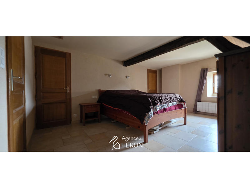 Maison - 217 m² - 6 pièces