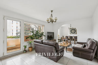 Appartement - 108 m² - 5 pièces