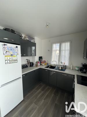 Maison - 80 m² - 5 pièces