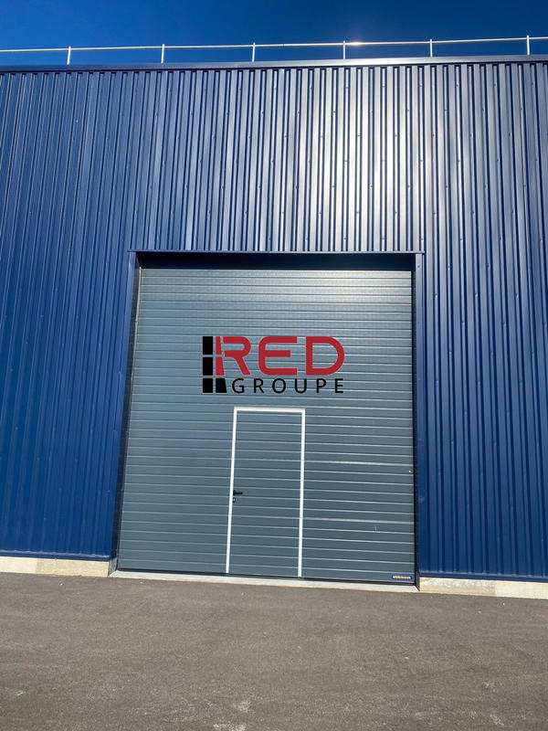 Entrepôt - 1 255 m²