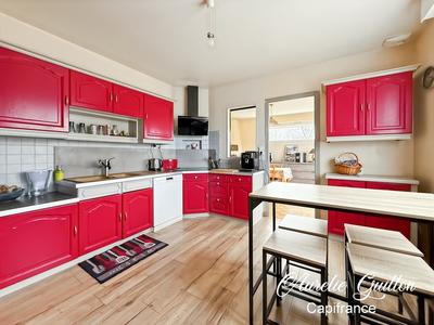 Maison - 135 m² - 8 pièces