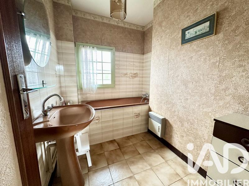 Maison - 90 m² - 5 pièces