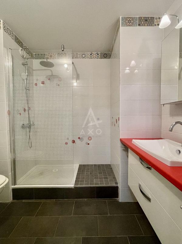 Appartement - 74 m² - 3 pièces