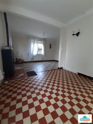 Maison - 75 m² - 5 pièces