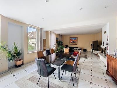 Appartement - 203 m² - 6 pièces